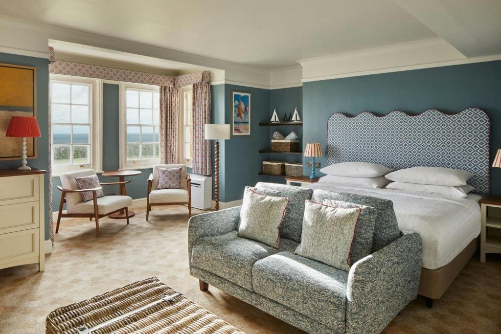 Deluxe King Room room - Image 2