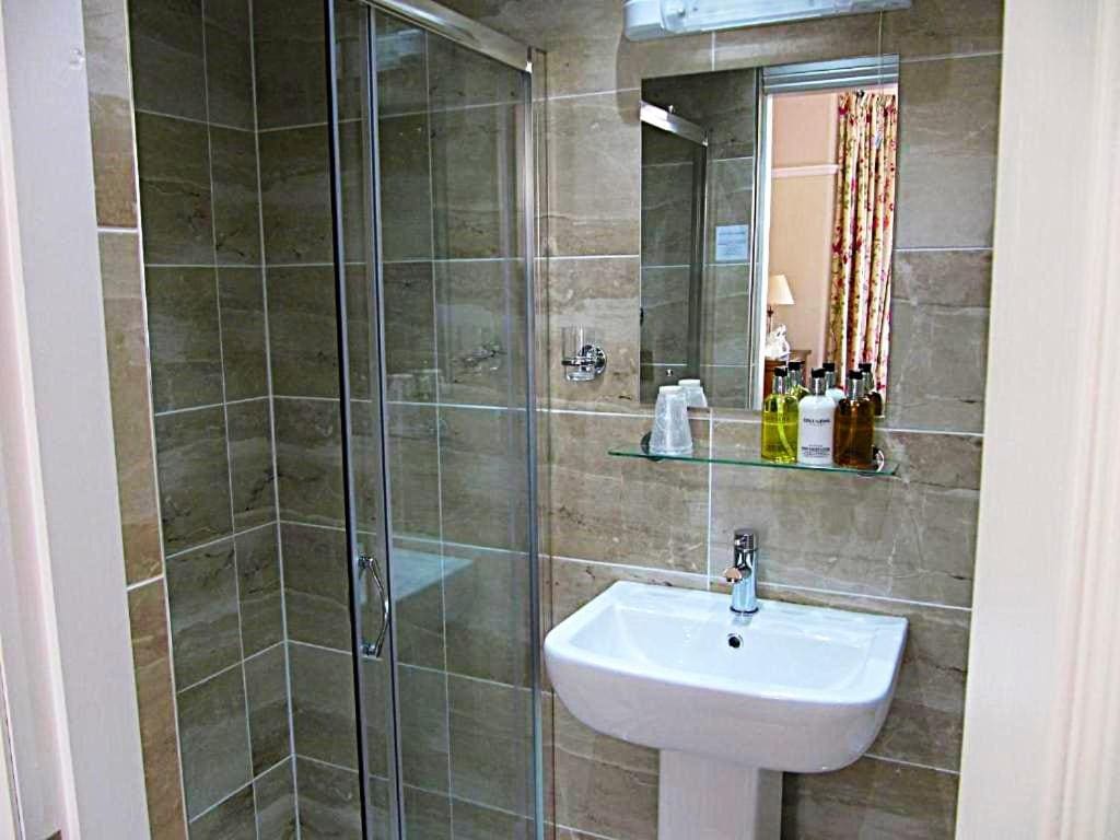 Superior Suite - First Floor room - Image 1