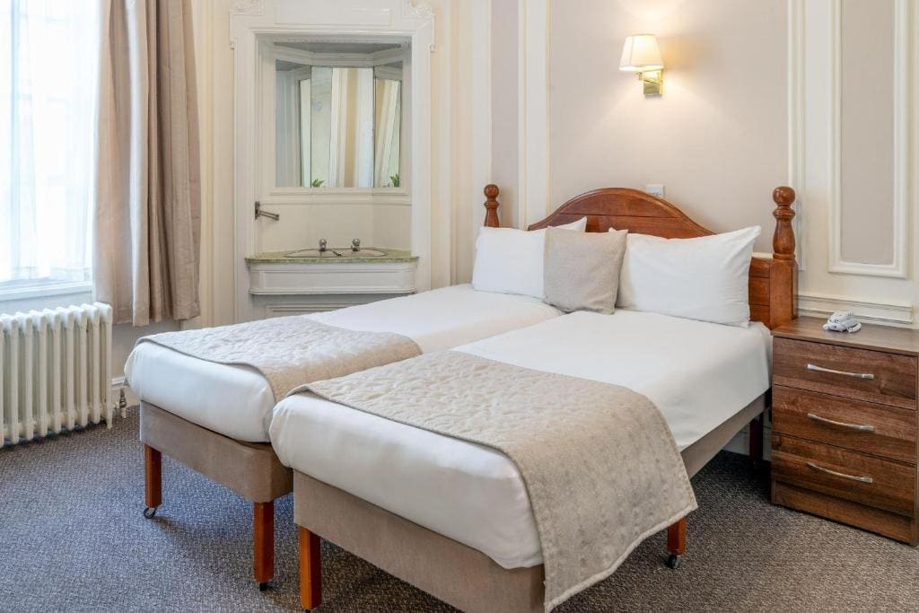 Twin Room room - Image 1