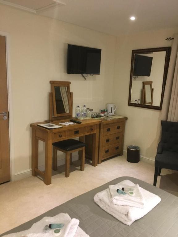 Jacuzzi Room room - Image 3