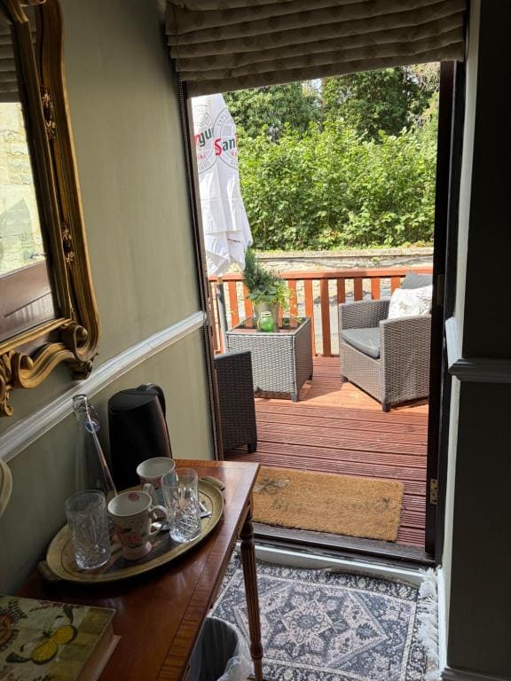 King Room with Garden View room - Image 1