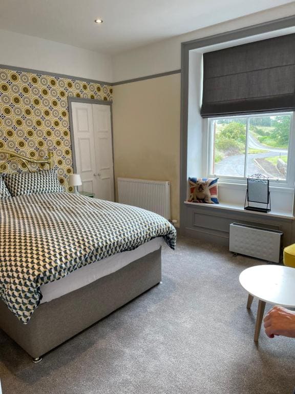 Family Room room - Image 3