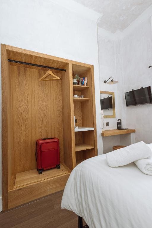 Double Room room - Image 3