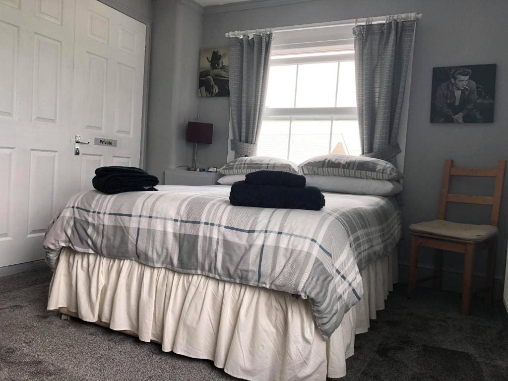 Double Room with Sea View room - Image 3