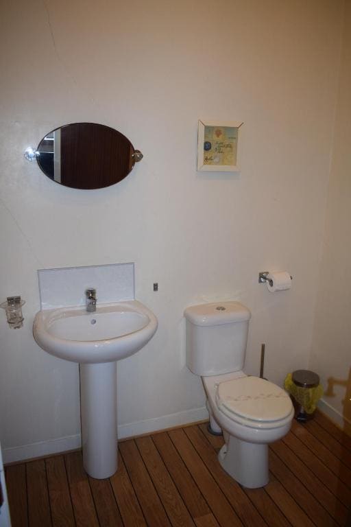 Deluxe Double Room with Shower room - Image 1