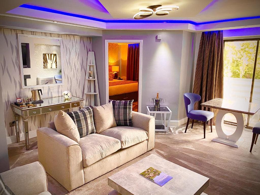Superior Double Suite (Pet-friendly) room - Image 2