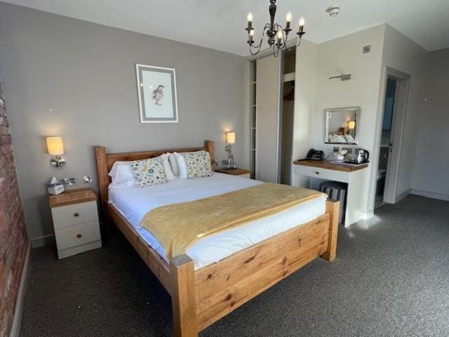 Deluxe King Room room - Image 3