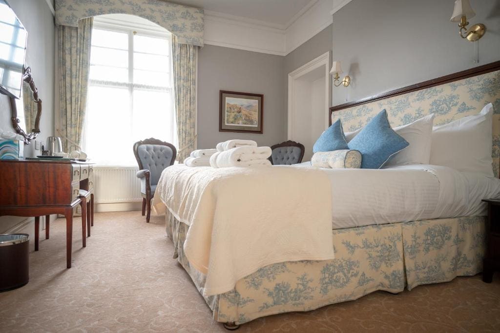 Standard Double or Twin Room with Garden View room - Image 2