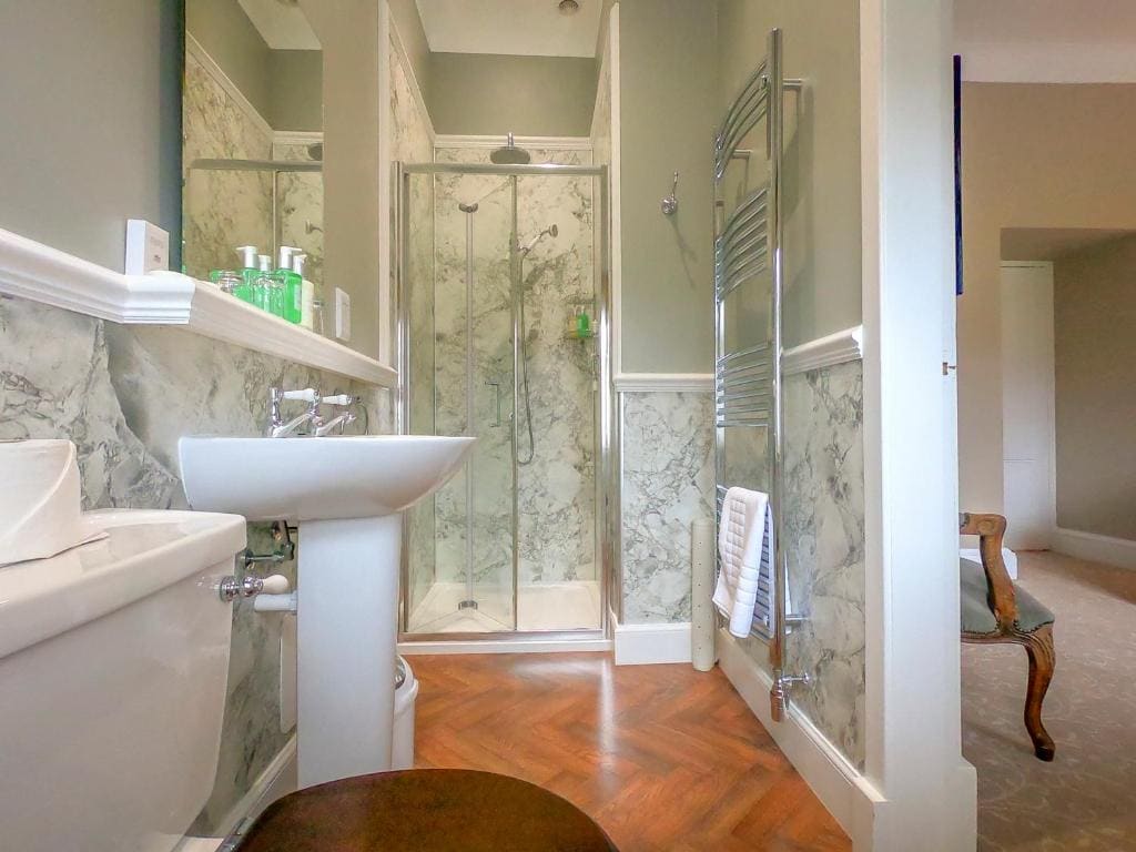 Standard Double or Twin Room with Garden View room - Image 3