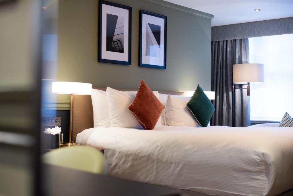 Deluxe King Room room - Image 1