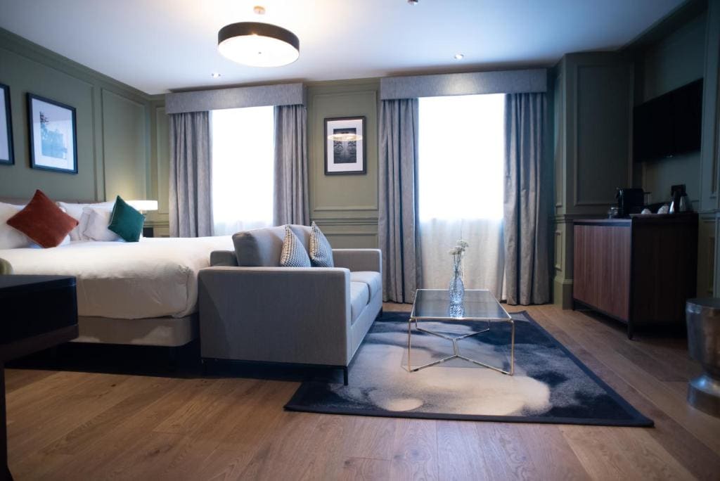 Superior King Room room - Image 2
