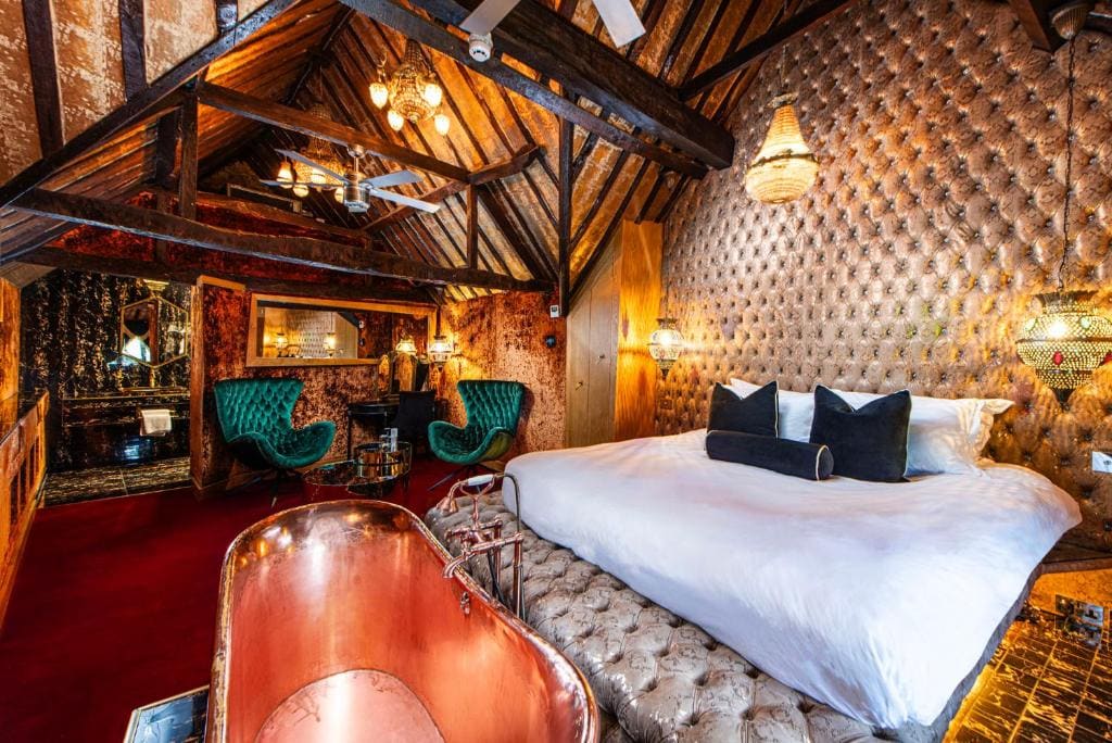 Decadent room - Image 3