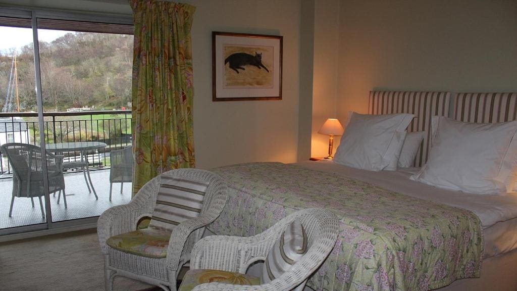 Deluxe Double Room with Balcony room - Image 1