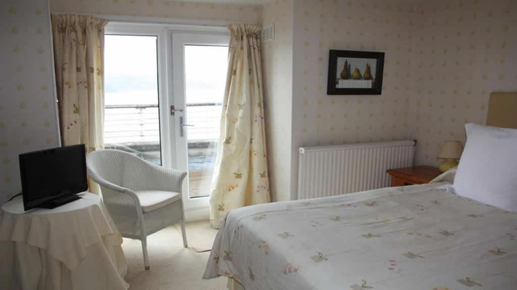 Double Room with Balcony room - Image 1