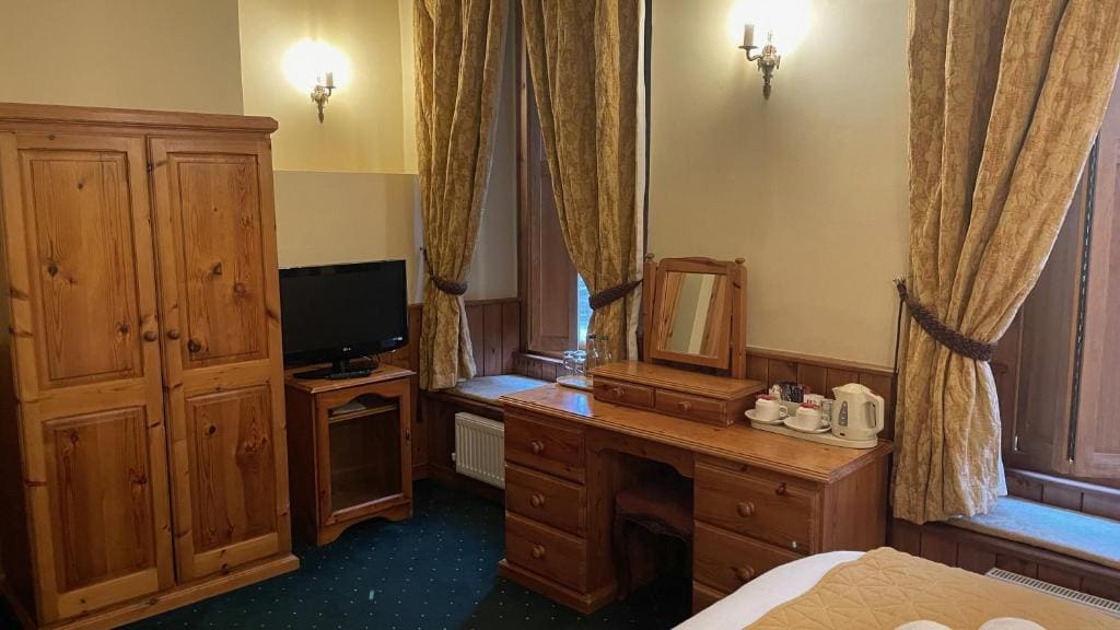Superior Double Room room - Image 3