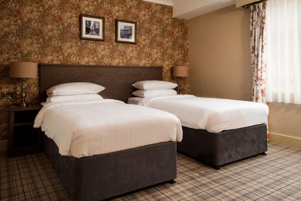 Double or Twin room with either sofa bed or bunks room - Image 1