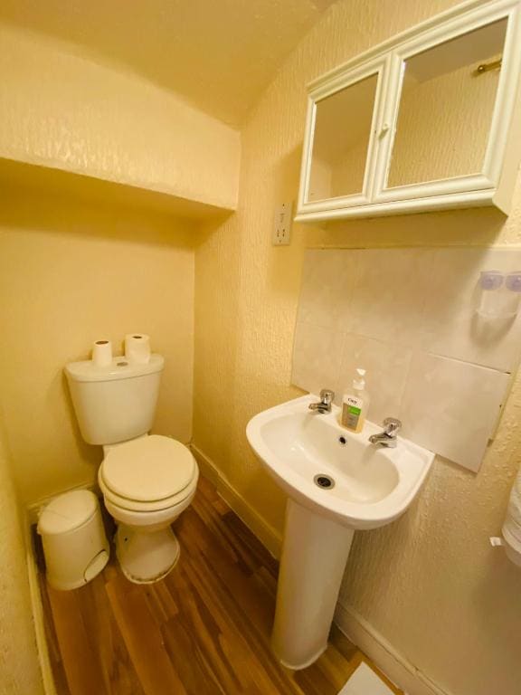 Standard Twin Room room - Image 2