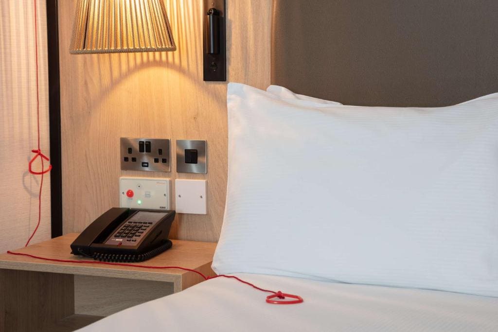 Queen Room - Accessible room - Image 1