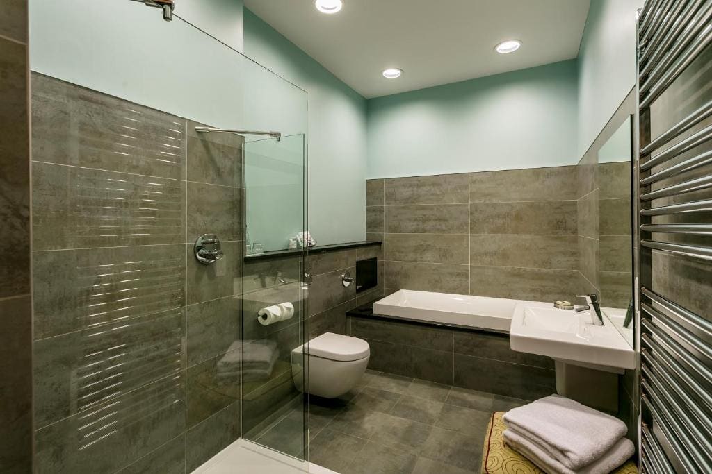 Superior Double Room room - Image 3