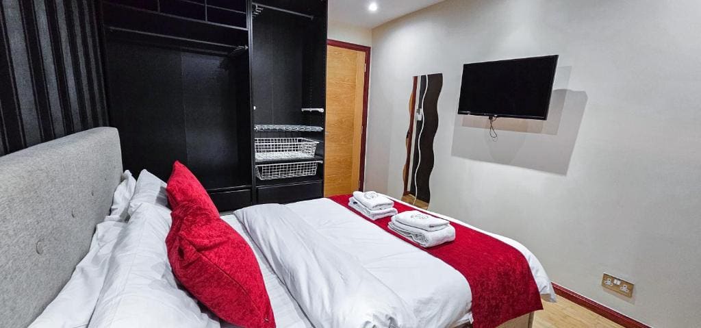 Double Room with Shared Bathroom room - Image 1