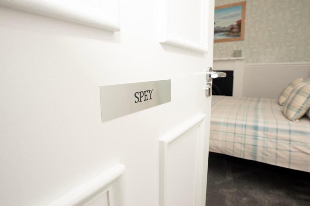 Standard King Room room - Image 2