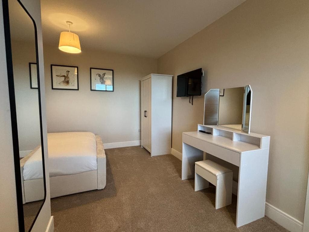 Apartment with Garden View room - Image 1