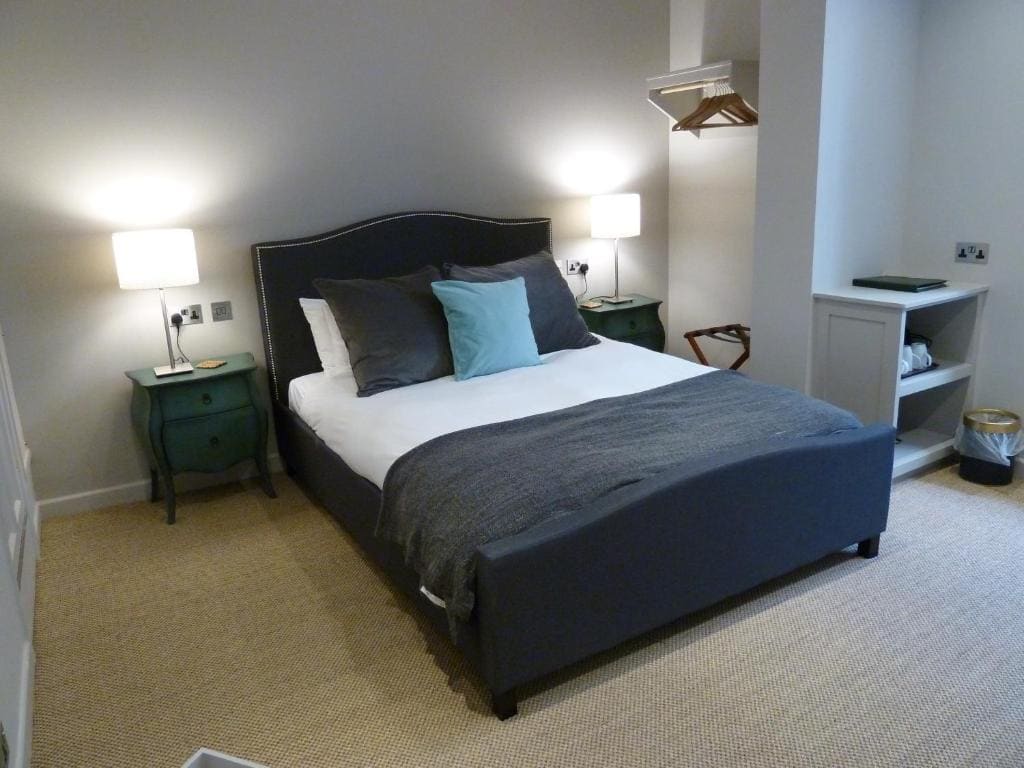Superior Double Room room - Image 3