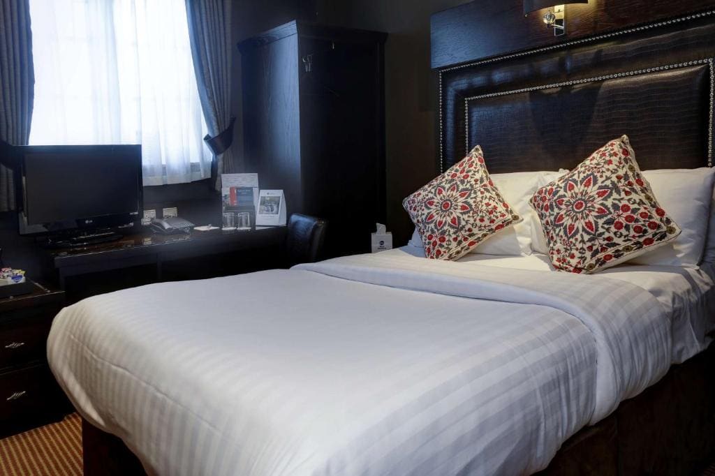 Standard Double Room - Non-Smoking room - Image 1