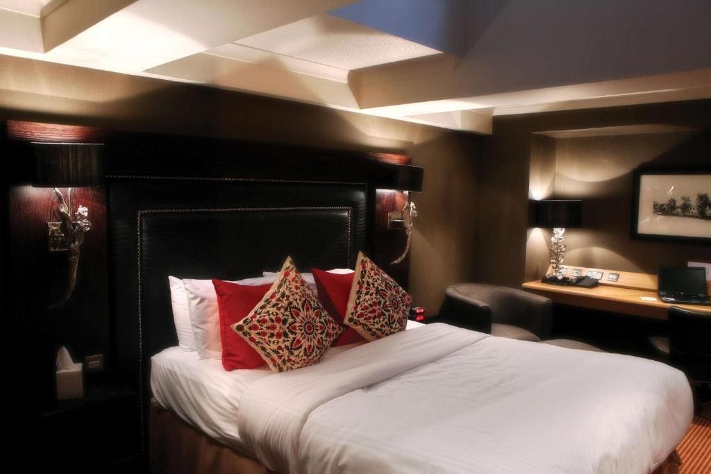 Standard Double Room - Non-Smoking room - Image 2