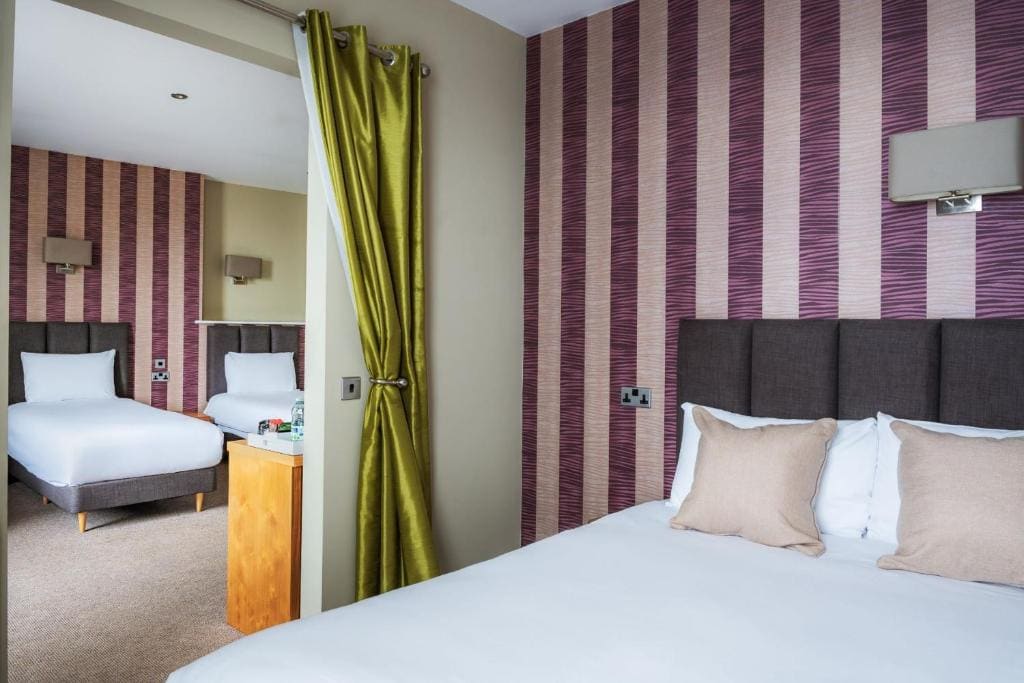 Family Room with Sea View room - Image 1