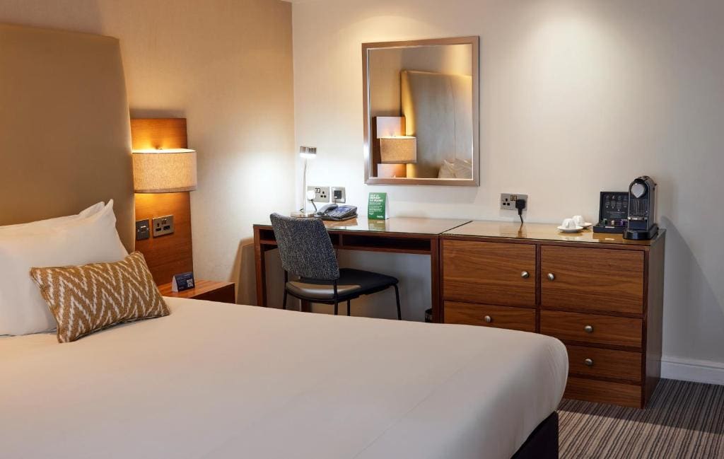 Deluxe King Room room - Image 2
