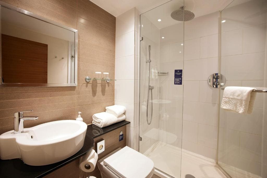 Standard Double Room room - Image 2