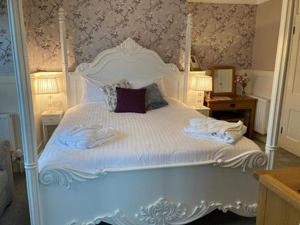 Deluxe King Room room - Image 1
