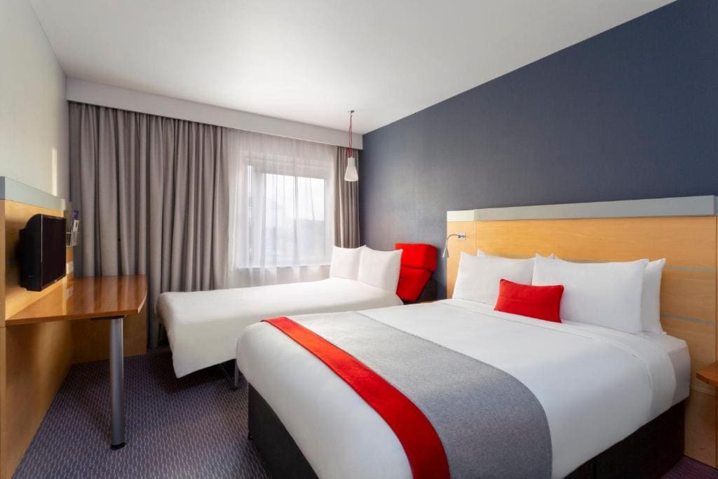 Standard Double Room with Free Hot Breakfast room - Image 1