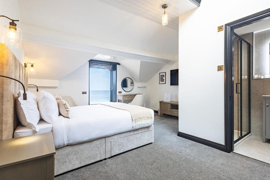 King Room with Sea View room - Image 2
