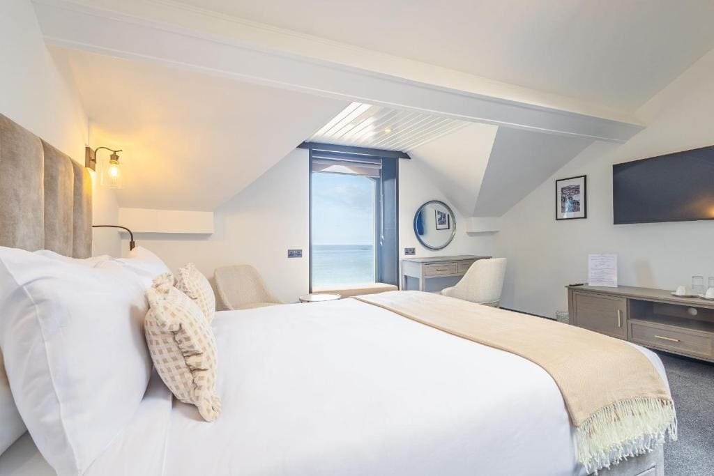 King Room with Sea View room - Image 3