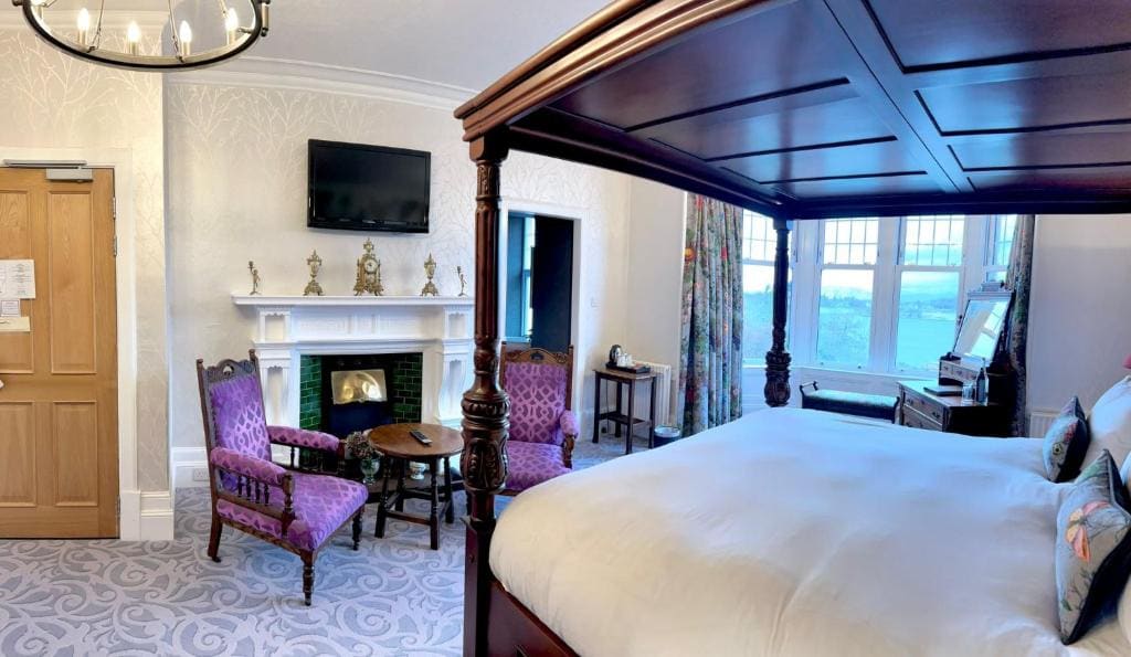 Deluxe Double Room with Sea View room - Image 3