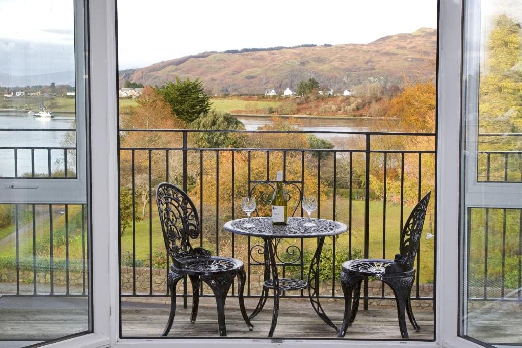 Deluxe Double Room with Balcony and Sea View room - Image 1