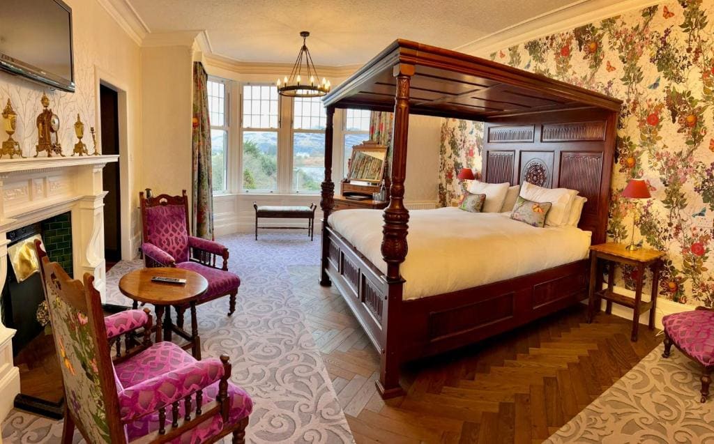 Deluxe Double Room with Sea View room - Image 1