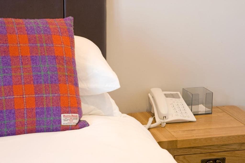 Double Room with Private Bathroom room - Image 3