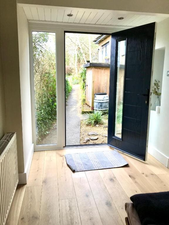 Double Room with Garden View room - Image 3