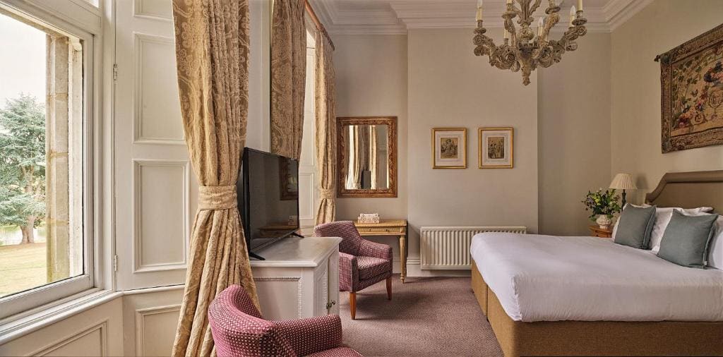 Classic Double with Feature room - Image 1