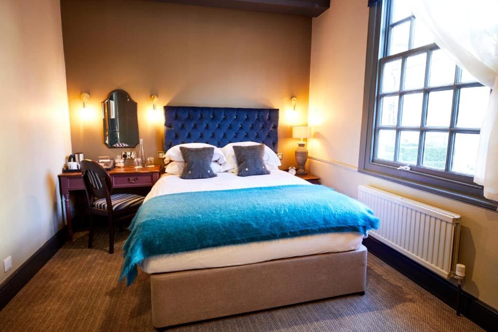 Small Double Room room - Image 2
