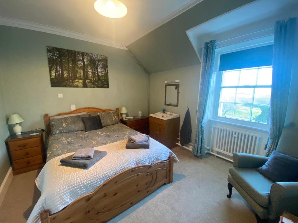 Double Room with Private Bathroom Across The Hallway room - Image 3