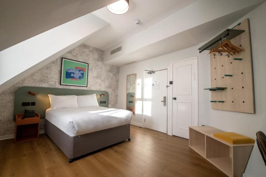 Standard Double Room room - Image 2