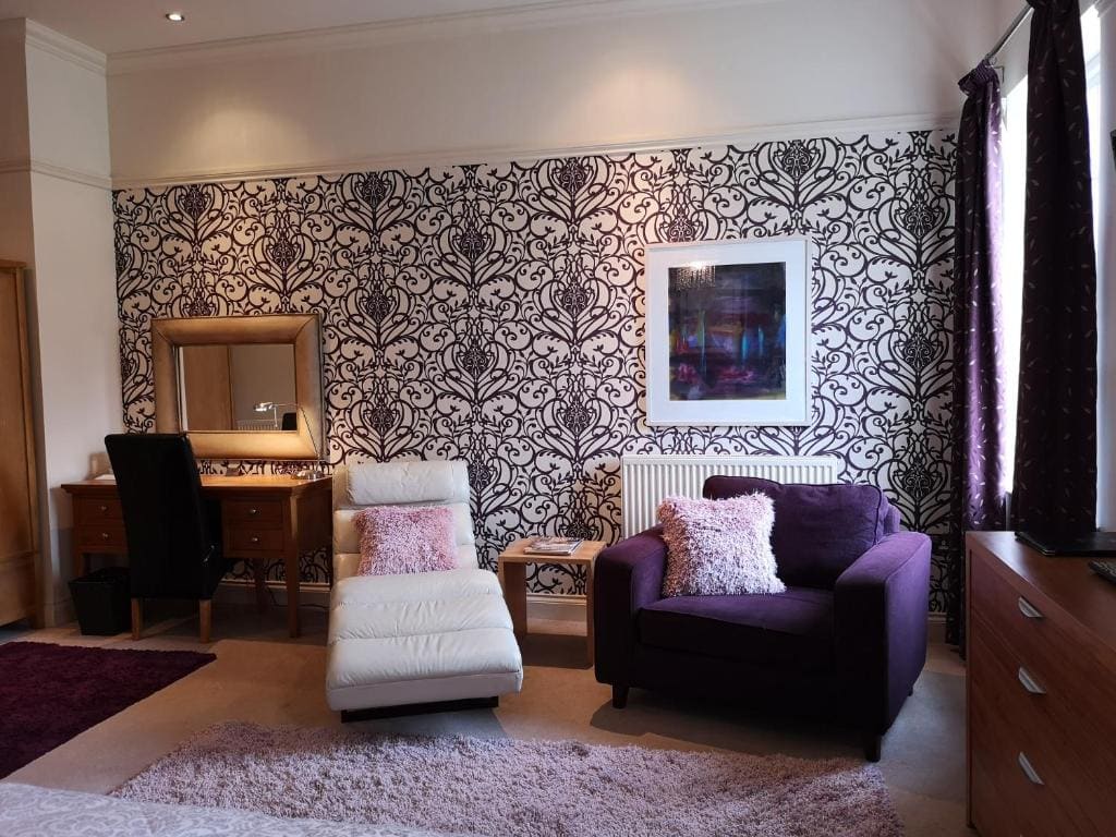 Superior Deluxe Double or Twin Room room - Image 2