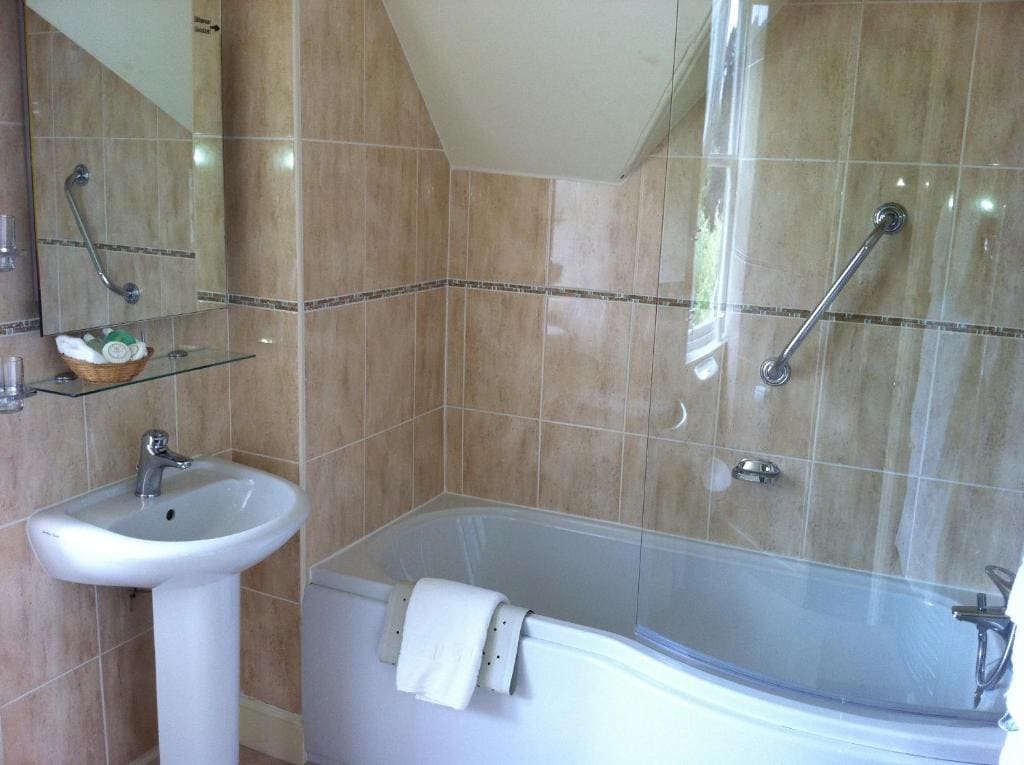 Standard Double Room room - Image 2