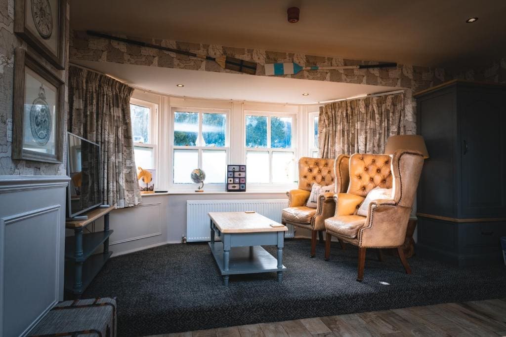 Explorer Suite - The Little Inn room - Image 2