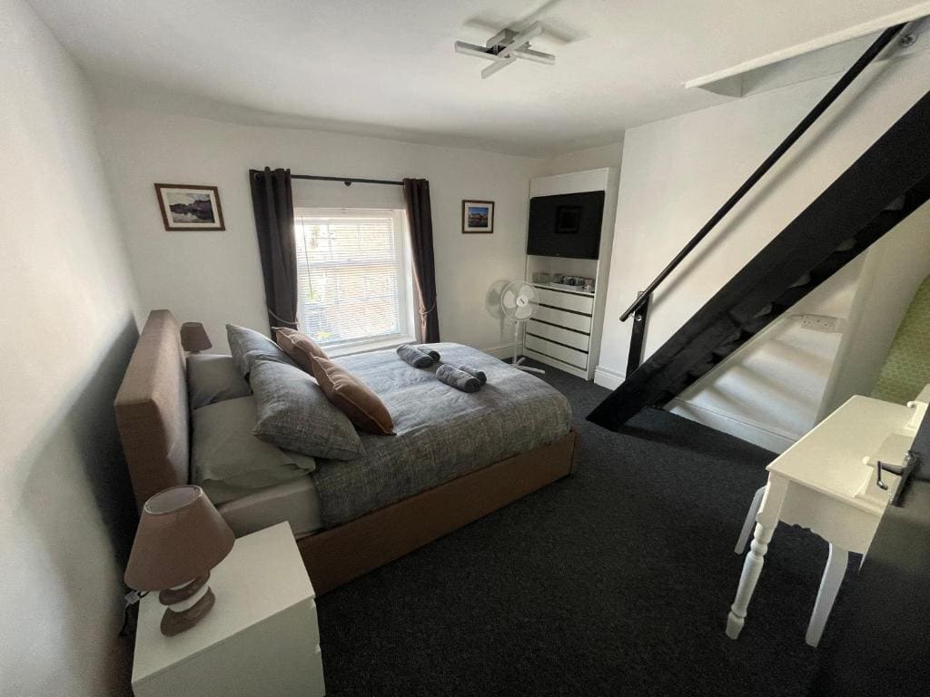 Deluxe Double or Twin Room room - Image 3