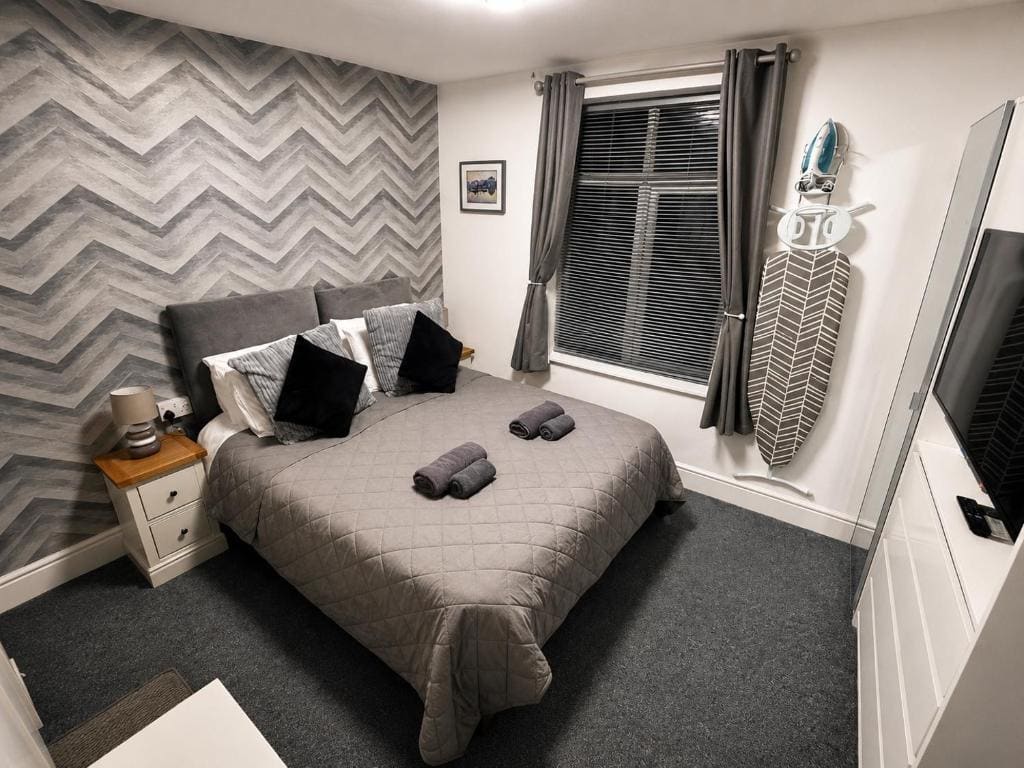 Double or Twin Room with Private Bathroom room - Image 2